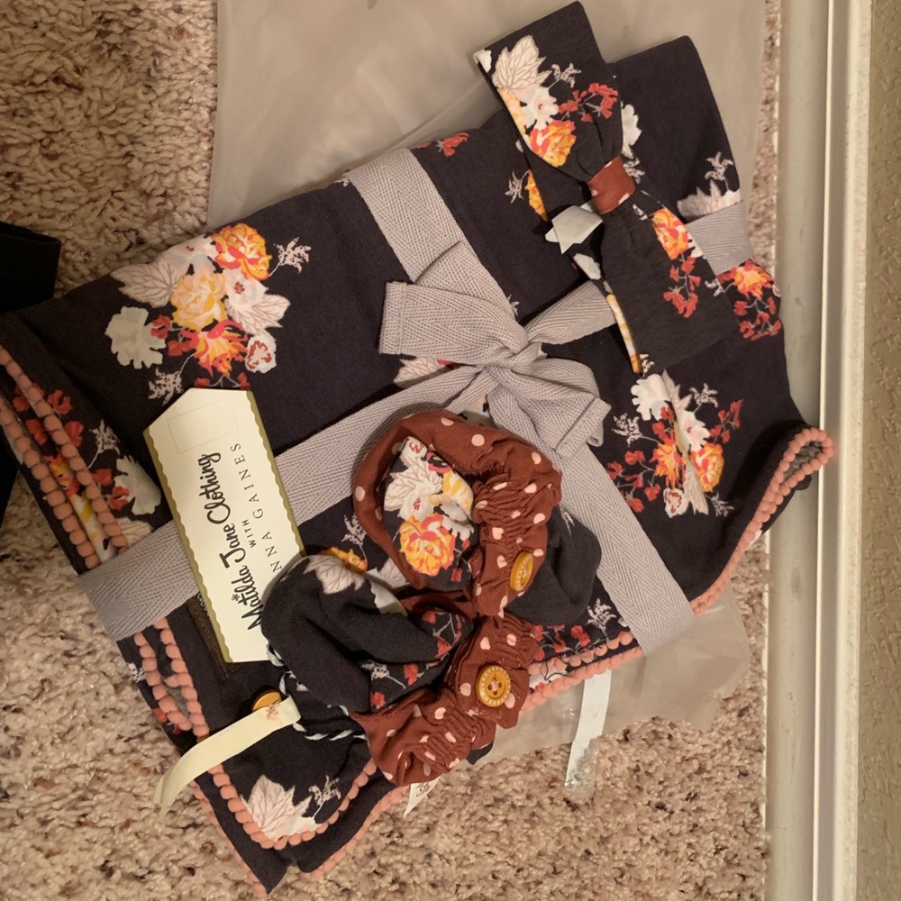 MJ baby set NWT